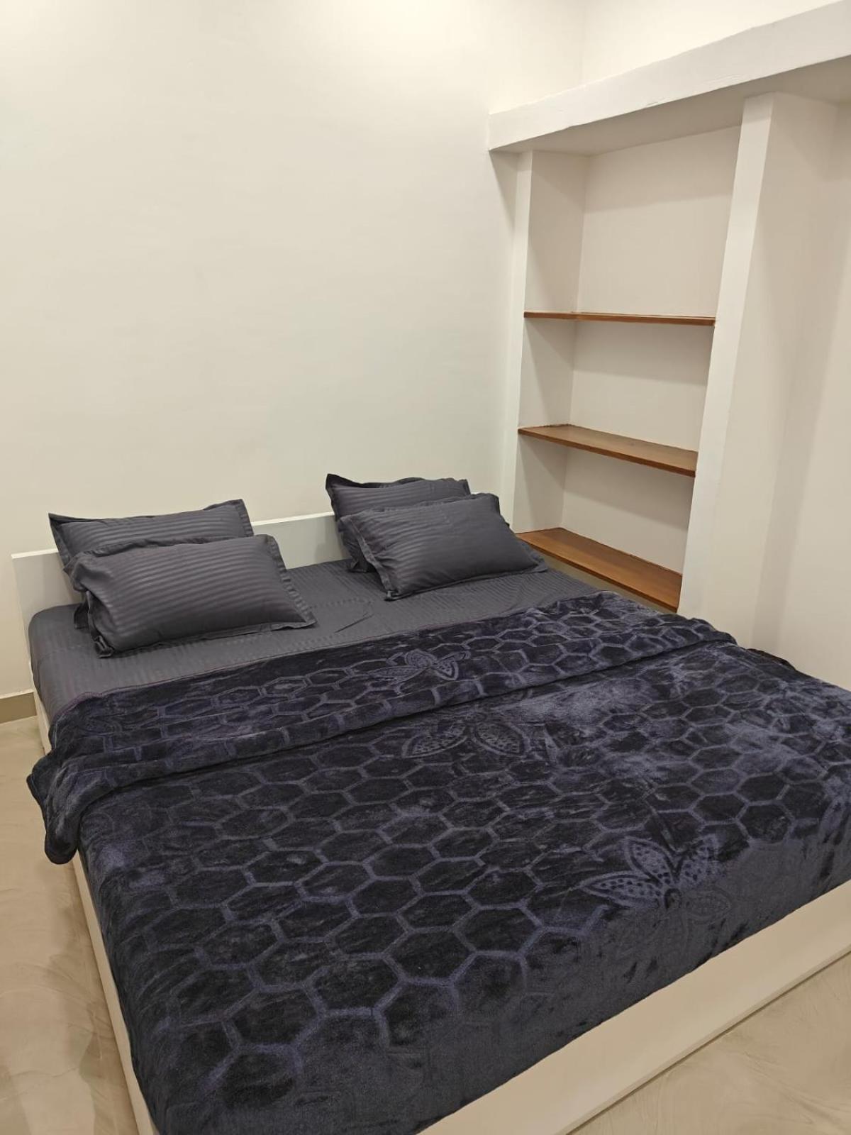 Thirunallar Heaven Homes Tirunallar エクステリア 写真